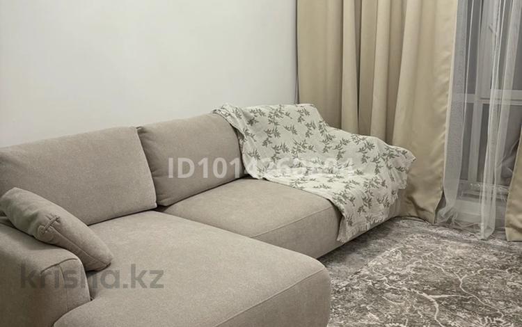 3-бөлмелі пәтер · 80 м² · 6/8 қабат, Касым Аманжолов 20, бағасы: 85 млн ₸ в Астане, Сарайшык р-н — фото 2