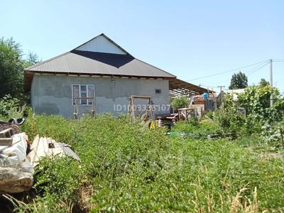 Жеке үй · 4 бөлме · 105 м² · 9 жүзд., Жанагасыр 98 — Алатау, бағасы: 19.5 млн ₸ в Бекболате