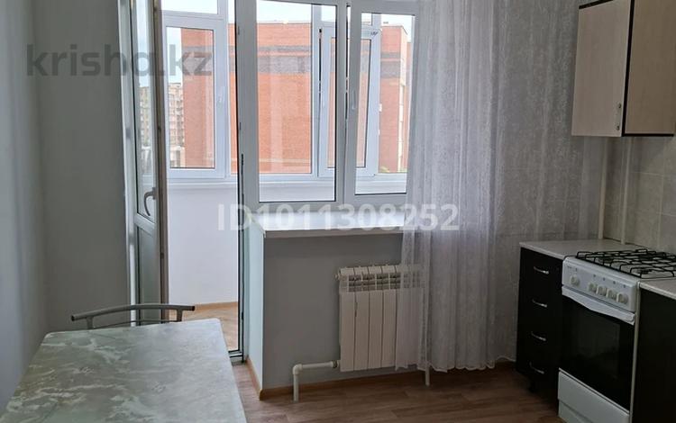 1-комнатная квартира · 43 м² · 4/9 этаж, мкр. Алтын орда 11 — Апорт, Анвар, 103 за 17.5 млн ₸ в Актобе — фото 14
