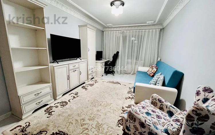 2-комнатная квартира · 47 м² · 5/5 этаж, мкр Аксай-4 — Момышулы-Жубанова за 280 000 ₸ в Алматы, Ауэзовский р-н — фото 2