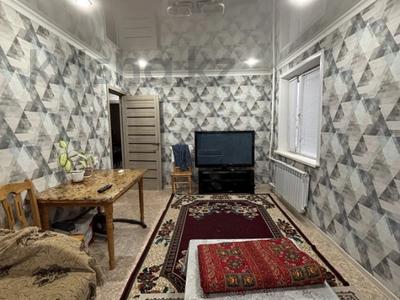 3-комнатная квартира · 64 м² · 2/5 этаж, 15-й микрорайон 17 за 14.4 млн ₸ в Караганде