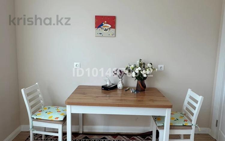 1-комнатная квартира · 41 м² · 6/12 этаж, Толе би 61 — В районе Хан-Шатыр за 270 000 ₸ в Астане, Нура р-н — фото 2