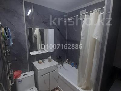 3-комнатная квартира · 69 м² · 5/5 этаж, республика 37 за 30 млн 〒 в Шымкенте, Аль-Фарабийский р-н