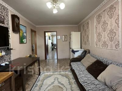 2-комнатная квартира · 44 м² · 5/5 этаж, Керамическая 80 — Бухар Жырау,Затаевича за 13 млн 〒 в Караганде, Казыбек би р-н