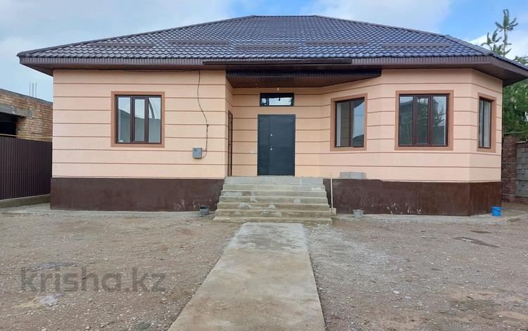 Отдельный дом • 5 комнат • 200 м² • 6 сот., Макашева за 43 млн 〒 в Каскелене — фото 2