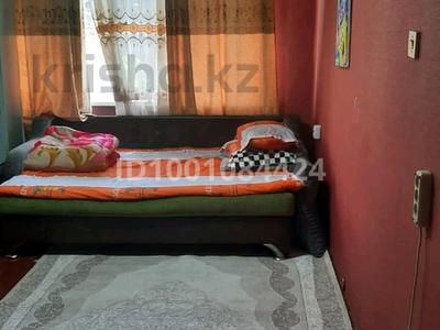 Продажа квартир в Алматы: 1-комнатная квартира · 16 м² · 2/5 этаж, мкр №5, Абая правды 21 за 12 млн 〒 1-комнатная квартира · 16 м² · 2/5 этаж, мкр №5, Абая правды 21 за 12 млн 〒 в Алматы, Ауэзовский р-н