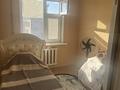 2-комнатная квартира · 42 м², Мұхамеджанова 27 — Рядом есть все что вы хотите:вокзал,магазин достаточно много,поликлиника Гулдер,кафе Рустем,тойхана Айзере,Акерке,школа 16,17 за 14.5 млн ₸ в Балхаше — фото 2