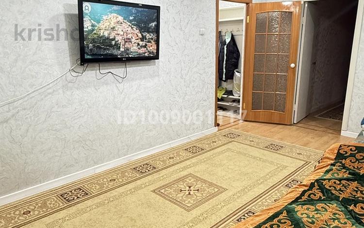2-комнатная квартира · 45 м² · 3/5 этаж, Абая 97 — ЦОН, Самади Март за 12 000 ₸ в Жезказгане — фото 2