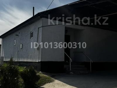Жеке үй · 4 бөлме · 154 м² · 5.8 жүзд., Момышулы 58 — Байтурсынов, бағасы: 32 млн ₸ в 