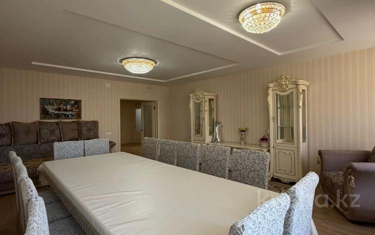 3-комнатная квартира · 120 м² · 3/7 этаж, Алии молдагулова за 40 млн ₸ в Актюбинской обл. — фото 2