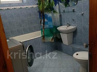 Пәтерлер в Шымкенте: 3-бөлмелі пәтер · 70 м² · 1/4 қабат, 11-й микрорайон, 11-й микрорайон 213Г — Остановка Урицского, за Библиотеки, бағасы: 170 000 〒 3-бөлмелі пәтер · 70 м² · 1/4 қабат, 11-й микрорайон, 11-й микрорайон 213Г — Остановка Урицского, за Библиотеки, бағасы: 170 000 〒 в Шымкенте, Енбекшинский р-н