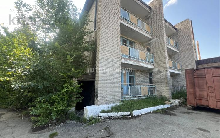 Медцентры и аптеки · 744.4 м² за 47 млн ₸ в Щучинске — фото 2