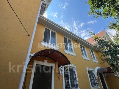 Отдельный дом · 14 комнат · 470 м² · 6 сот., улица Андижанская, новое название улицы Кокарна — Школа 6, остановка Сельстрой за 369 млн 〒 в Атырау, мкр Жилгородок