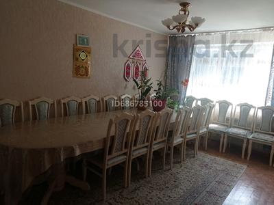 3-комнатная квартира, 61 м², 3/5 этаж, Абулхайырхана 153 за 21 млн 〒 в Уральске