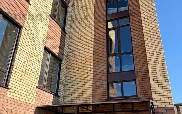 1-бөлмелі пәтер · 55 м² · 3/3 қабат, Кизатова, бағасы: ~ 22 млн ₸ в Петропавловске — фото 3