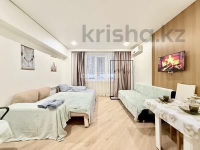 1-бөлмелі пәтер · 50 м² · 1/5 қабат, Валиханова 83, бағасы: 14 900 ₸ в Алматы, Медеуский р-н