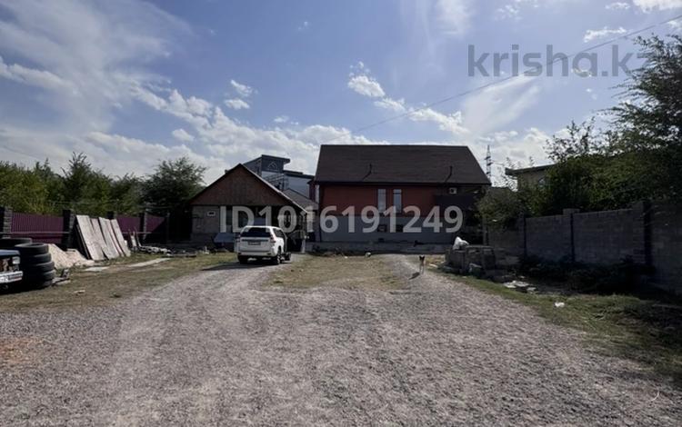 Отдельный дом · 7 комнат · 400 м² · 15.9 сот., Аэропортная 1а за 320 млн ₸ в  — фото 2