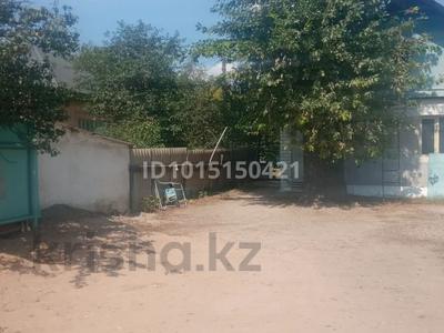 Отдельный дом · 3 комнаты · 100 м² · 20 сот., Мира 13 за 150 000 ₸ в Боралдае (Бурундай), мкр Водник-1