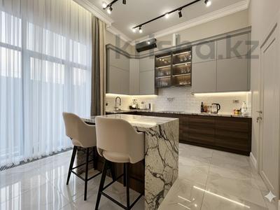 Отдельный дом · 4 комнаты · 350 м² · 10 сот., мкр Горный Гигант, Жамакаева 157 за 750 млн 〒 в Алматы, Медеуский р-н