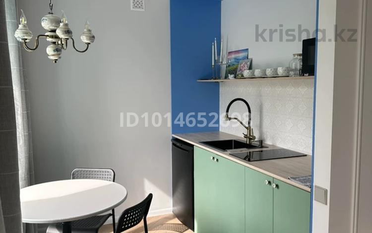 2-бөлмелі пәтер · 44 м² · 4/4 қабат, Жаңа қала ш/а., Пичугина 239/2, бағасы: 25 000 ₸ в Караганде, Казыбек би р-н — фото 2