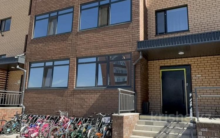 2-бөлмелі пәтер · 68.6 м² · 3/5 қабат, старый аэропорт 32, бағасы: 28.5 млн ₸ в Кокшетау — фото 2