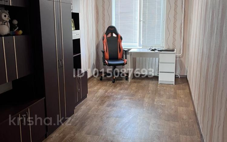 2-комнатная квартира · 46 м² · 4/5 этаж, Привокзальный — На Арбате возле школы #24 за 15 млн ₸ в Атырау, мкр Привокзальный-5 — фото 2