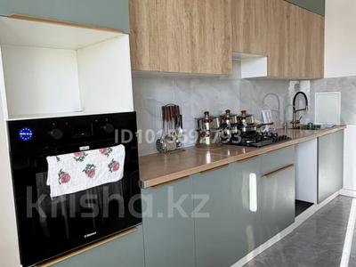 3-бөлмелі пәтер · 90 м², Самал 33а/1, бағасы: 300 000 ₸ в Талдыкоргане, мкр Самал
