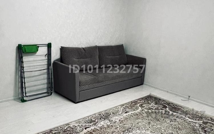 1-комнатная квартира · 29 м² · 2/10 этаж, мкр Юго-Восток, Республики 1/4 за 14 млн ₸ в Караганде, Казыбек би р-н — фото 2