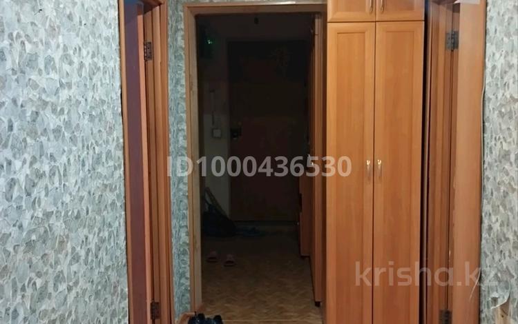 3-комнатная квартира · 63 м² · 5/10 этаж · помесячно, Камзина 358 за 110 000 〒 в Павлодаре — фото 2