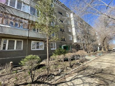 3-комнатная квартира, 70 м², 2/5 этаж, машиностроителей 2 за 19.6 млн 〒 в Усть-Каменогорске