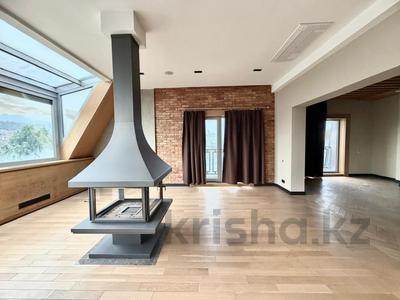 2-комнатная квартира · 160 м² · 6/6 этаж, Манаева 92 за 2 млн ₸ в Алматы, Медеуский р-н