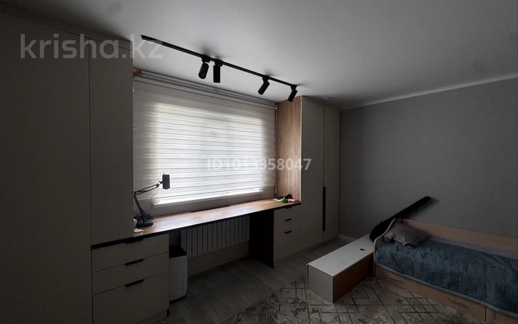 Отдельный дом · 4 комнаты · 140 м², Хиуаз Доспанова 22 — 2,5 школа, магазин Сити Маркет,Шагала за 25 млн ₸ в Аксае — фото 2