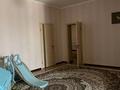 Отдельный дом · 10 комнат · 280 м² · 25.5 сот., Рахат 2 10 көше 1а — Сауысқан за 60 млн ₸ в Жанаозен — фото 2