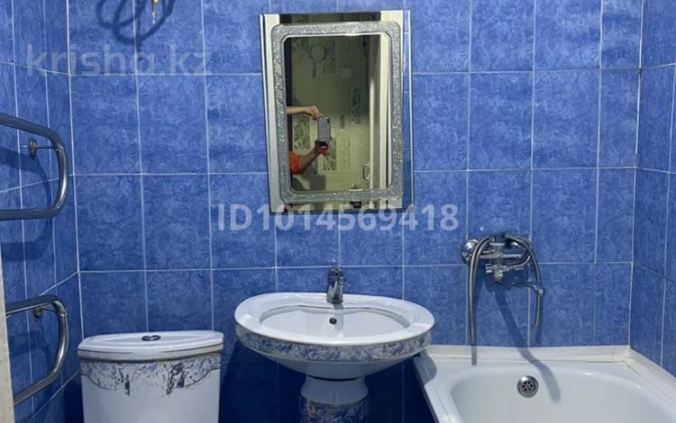 1-бөлмелі пәтер · 40 м² · 2/5 қабат, Шакирова 3 — Ресторан Даулет,Інжү, бағасы: 8 млн ₸ в Шу — фото 2