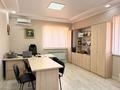 Свободное назначение, офисы, медцентры и аптеки, образование · 580.8 м² за 1.5 млн ₸ в Уральске — фото 13
