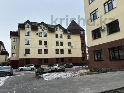 Пәтерлер в Восточно-Казахстанской обл.: 3-бөлмелі пәтер · 112 м² · 3/5 қабат, Дружбы народов 2/2, бағасы: 40 млн 〒 3-бөлмелі пәтер · 112 м² · 3/5 қабат, Дружбы народов 2/2, бағасы: 40 млн 〒 в Усть-Каменогорске