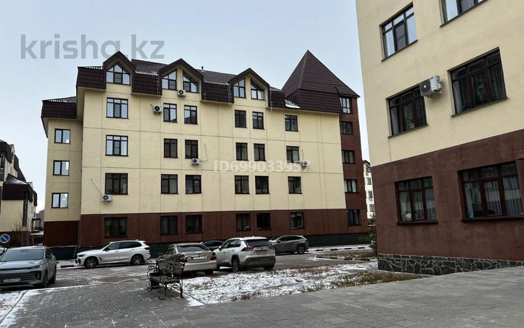 3-бөлмелі пәтер · 112 м² · 3/5 қабат, Дружбы народов 2/2, бағасы: 39 млн ₸ в Усть-Каменогорске — фото 3
