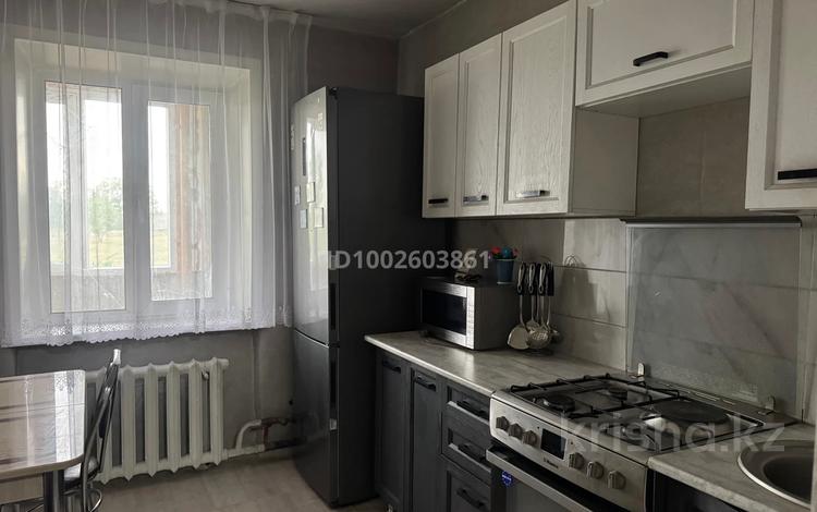 2-комнатная квартира · 48 м² · 2 этаж, Микрорайон Центральный 8 за 4 млн 〒 в  — фото 2