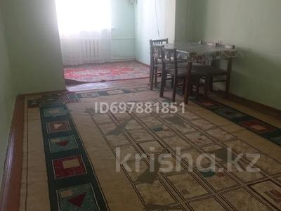 3-бөлмелі пәтер · 52 м² · 4/4 қабат, Алдиярова 12 — Напротив Казыны.Верхнии рынок, бағасы: 16.5 млн ₸ в Шымкенте, Енбекшинский р-н