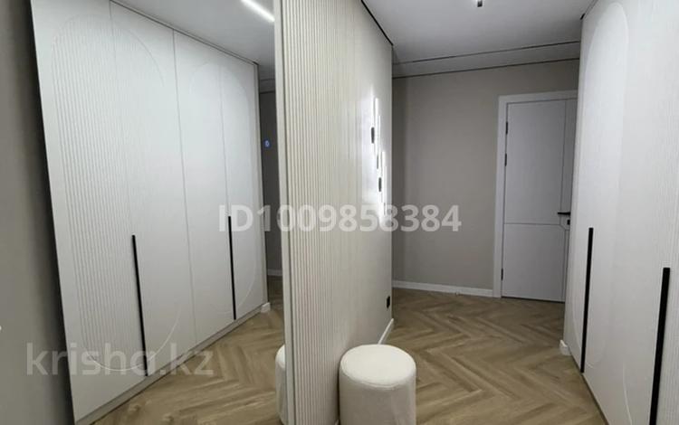 3-комнатная квартира · 80 м² · 6/17 этаж, Ауэзова 2/8 за ~ 65.5 млн ₸ в Алматы, Алмалинский р-н — фото 2