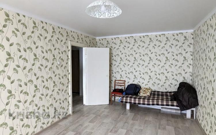 1-комнатная квартира, 34 м², 5/5 этаж, Алтынсарина за 8.1 млн 〒 в Актобе — фото 2