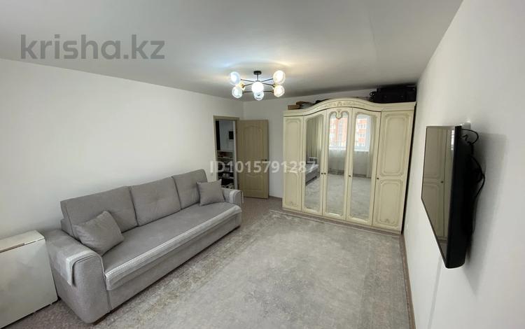 2-комнатная квартира · 49 м² · 3/4 этаж, Е 496 10/2 за 29 млн ₸ в Астане, Есильский р-н — фото 2