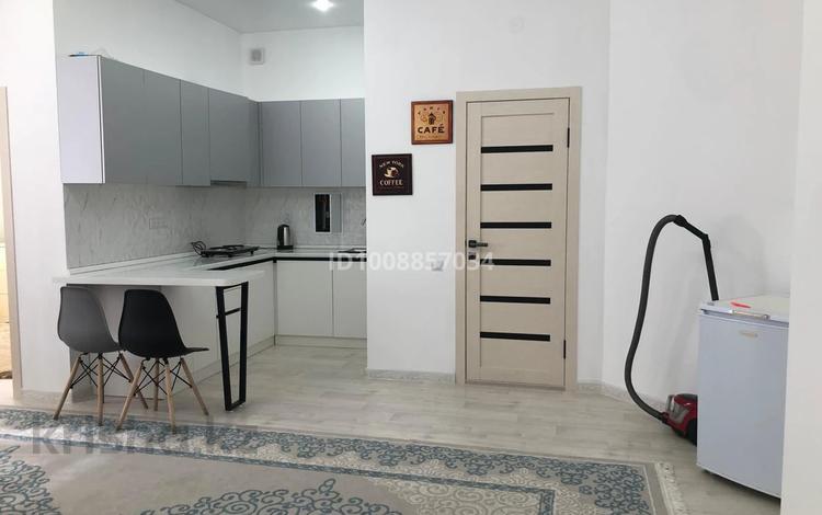 3-бөлмелі пәтер · 57 м² · 6 қабат, 17-й мкр, ​17-й микрорайон 110, бағасы: 22 млн ₸ в Актау — фото 2