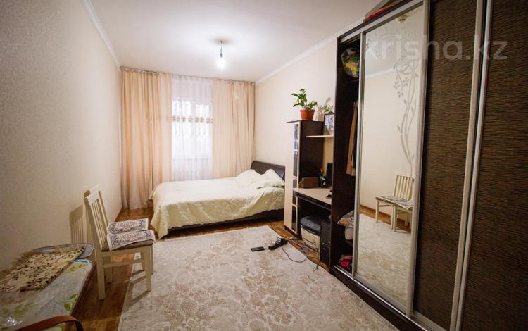 2-комнатная квартира, 61 м², 4/4 этаж, Абая 270 за 12.6 млн 〒 в Талдыкоргане — фото 2