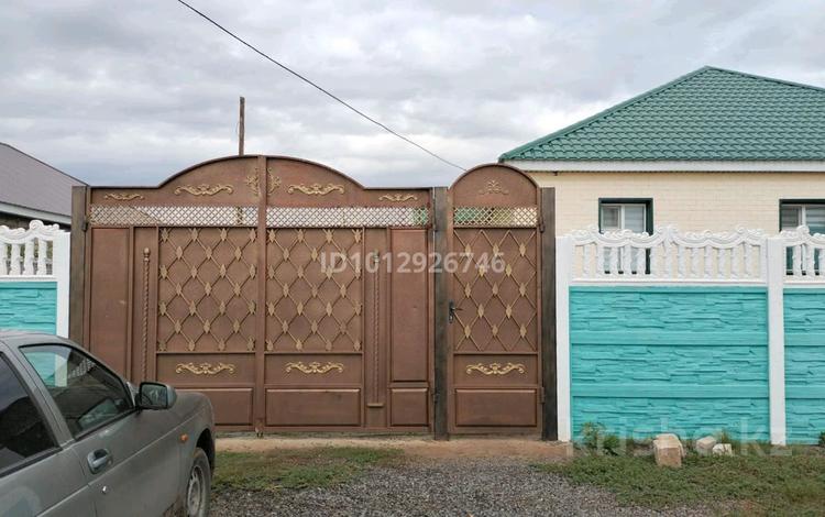 Отдельный дом · 4 комнаты · 160 м² · 10 сот., Ақшат 2 за 32 млн ₸ в Актобе, жилой массив Акшат — фото 2