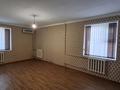 3-бөлмелі пәтер · 61.3 м² · 1/5 қабат, Бектурганова 15 — Универсам, бағасы: 10.5 млн ₸ в  — фото 2