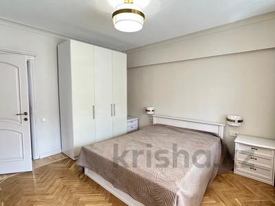 4-бөлмелі пәтер · 135 м² · 2/7 қабат, Абылай хана 74, бағасы: 900 000 〒 в Алматы, Алмалинский р-н