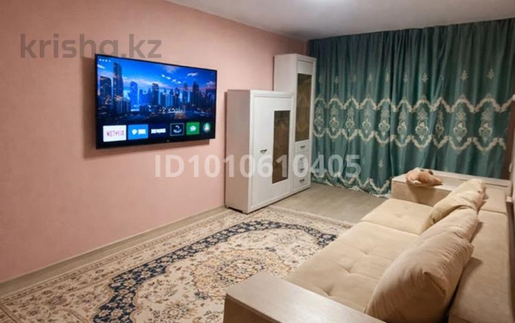 3-комнатная квартира · 60 м² · 2/4 этаж, Абылайхана 30 — Маметова абылайхана за 20 000 ₸ в Алматы, Алмалинский р-н — фото 2