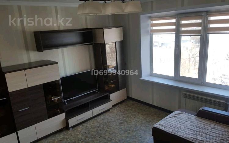 2-бөлмелі пәтер · 44.5 м² · 7/9 қабат, мкр Юго-Восток, Муканова 17, бағасы: 20 млн ₸ в Караганде, Казыбек би р-н — фото 2
