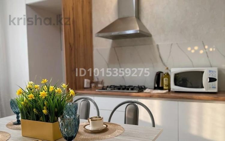 2-бөлмелі пәтер · 85 м², Алтын орда ш/а., Мангилик ел, бағасы: 230 000 ₸ в Актобе, мкр. Алтын орда — фото 2